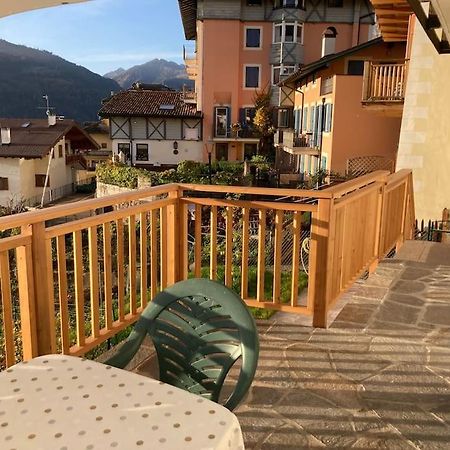 Casa Diaf Appartamento Incantevole Carano Ville Di Fiemme Exterior foto